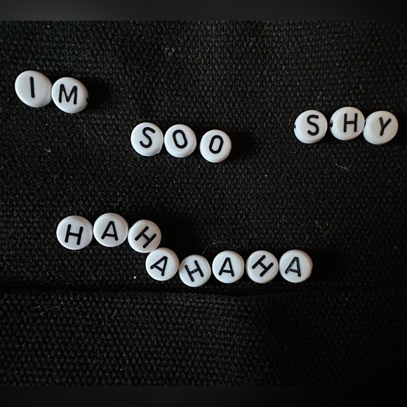 YONBEN Black Circle Crossbody Bag with Embellishment “I’m Soo Shy Hahahaha” - Picture 2 of 7